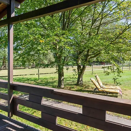 Nyaraló Blockhaus Mit Blick Auf Weide,