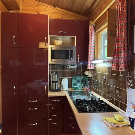 Blockhaus Mit Blick Auf Weide, Nyaraló Eschede