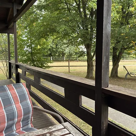 Blockhaus Mit Blick Auf Weide, Nyaraló