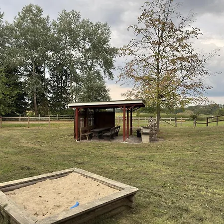 Nyaraló Blockhaus Mit Blick Auf Weide, Eschede