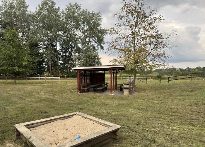 Semesterbostad Blockhaus Mit Blick Auf Weide, Eschede